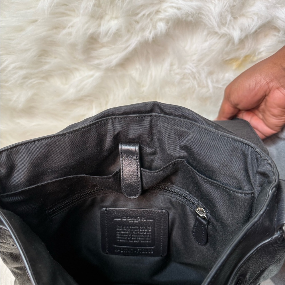 Coach Black Leather Men’s Messenger Bag - Picture 4 of 6